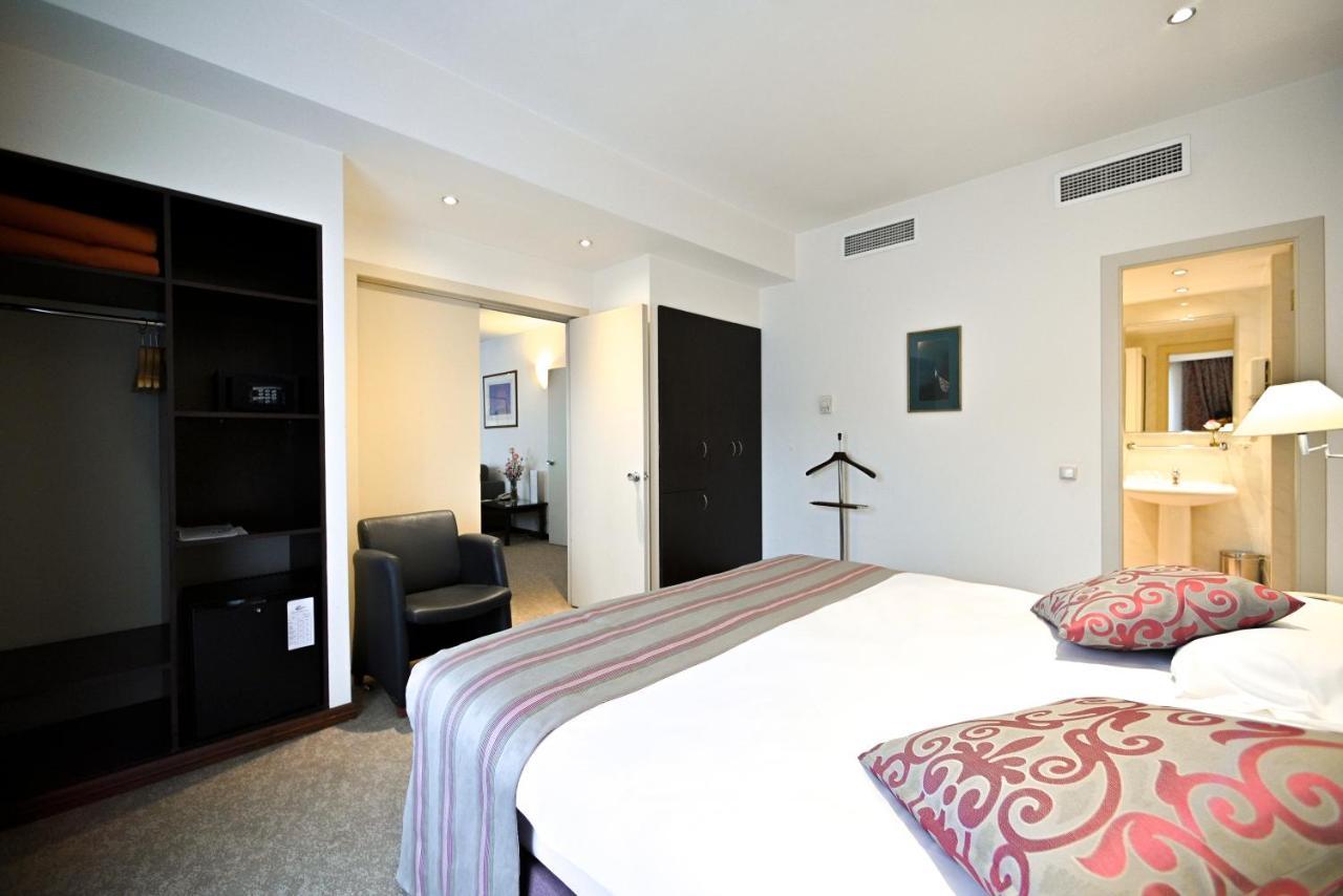 Europe Hotel Ереван Екстериор снимка